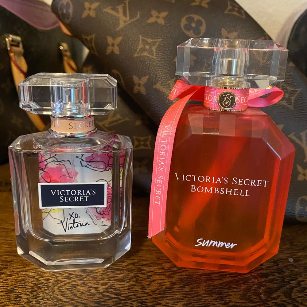 2 bottles of Victoria’s Secret perfume.